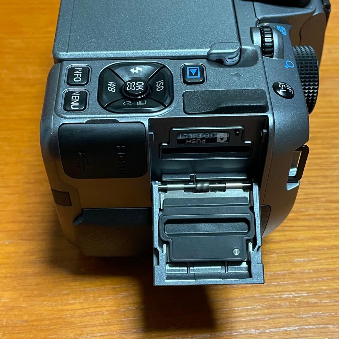 ペンタックス PENTAX K-70 デジタル一眼レフ ボディキット 極美品