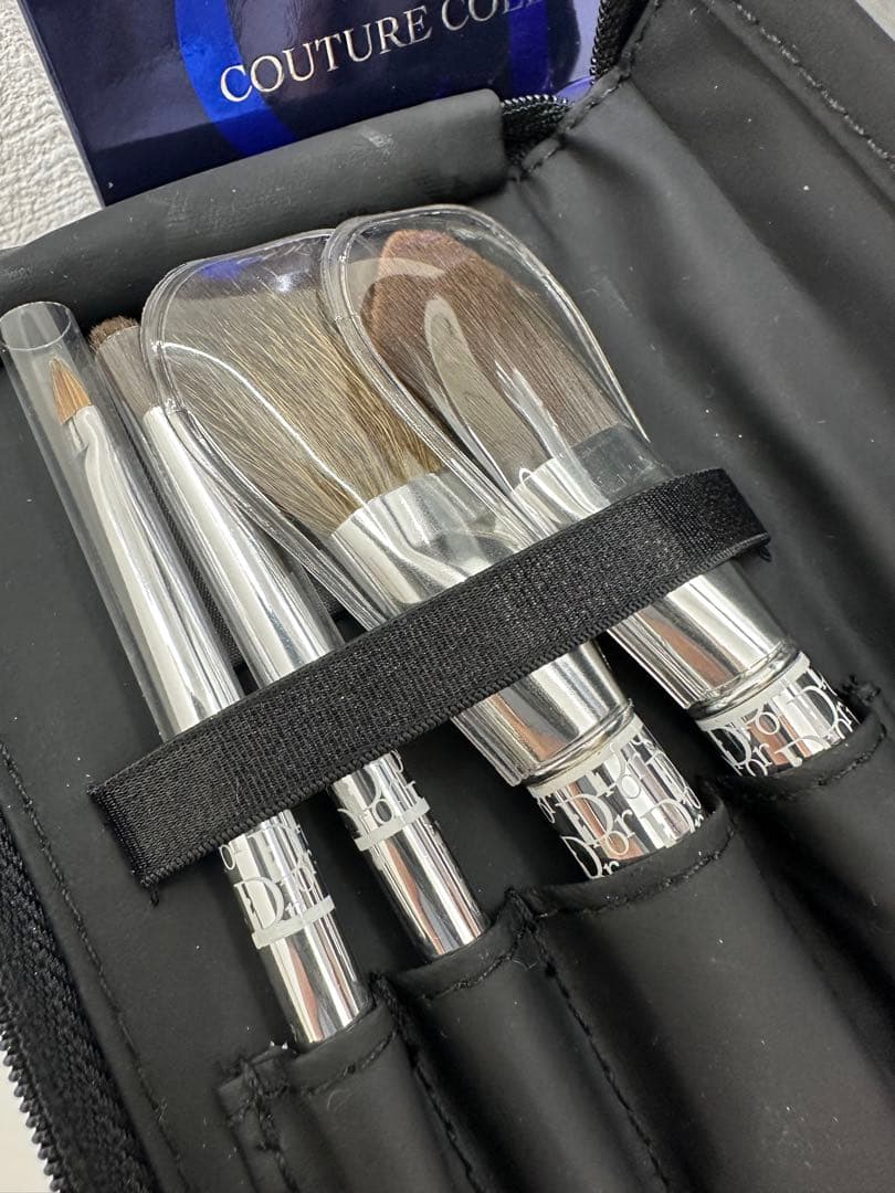 【箱あり美品】Dior ミニブラシ4本セット　トラベルキット　ポーチ付き