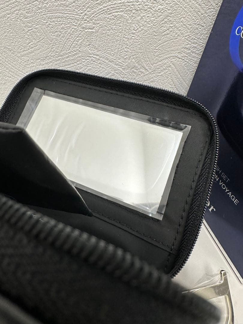 【箱あり美品】Dior ミニブラシ4本セット　トラベルキット　ポーチ付き