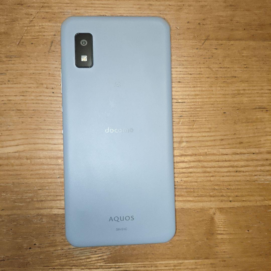 【極美品】AQUOS wish2 SH-51C ホワイト docomo版 判定○