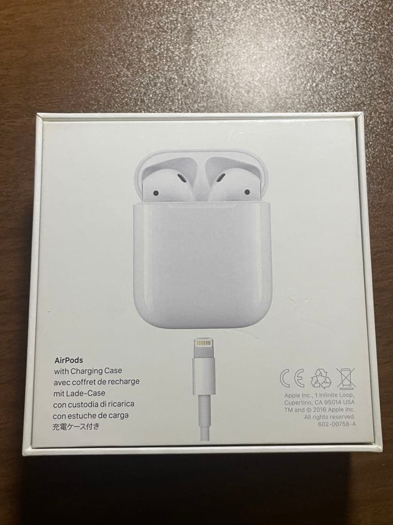 【パックバック】AirPods本体 ホワイト 純正品　箱付き　Apple