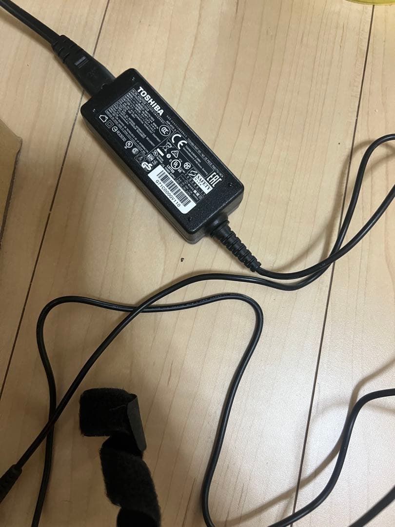 東芝 dynabook R634/M i5 8GB SSD 128GB 軽量