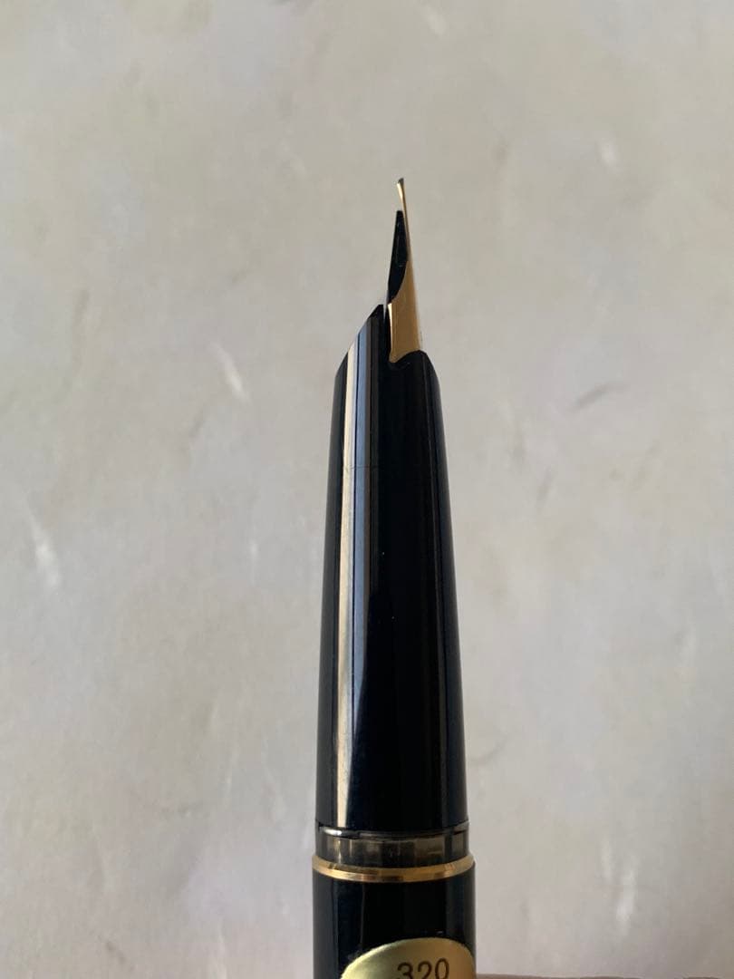 Montblanc モンブラン 320 万年筆 14Kペン先 EF