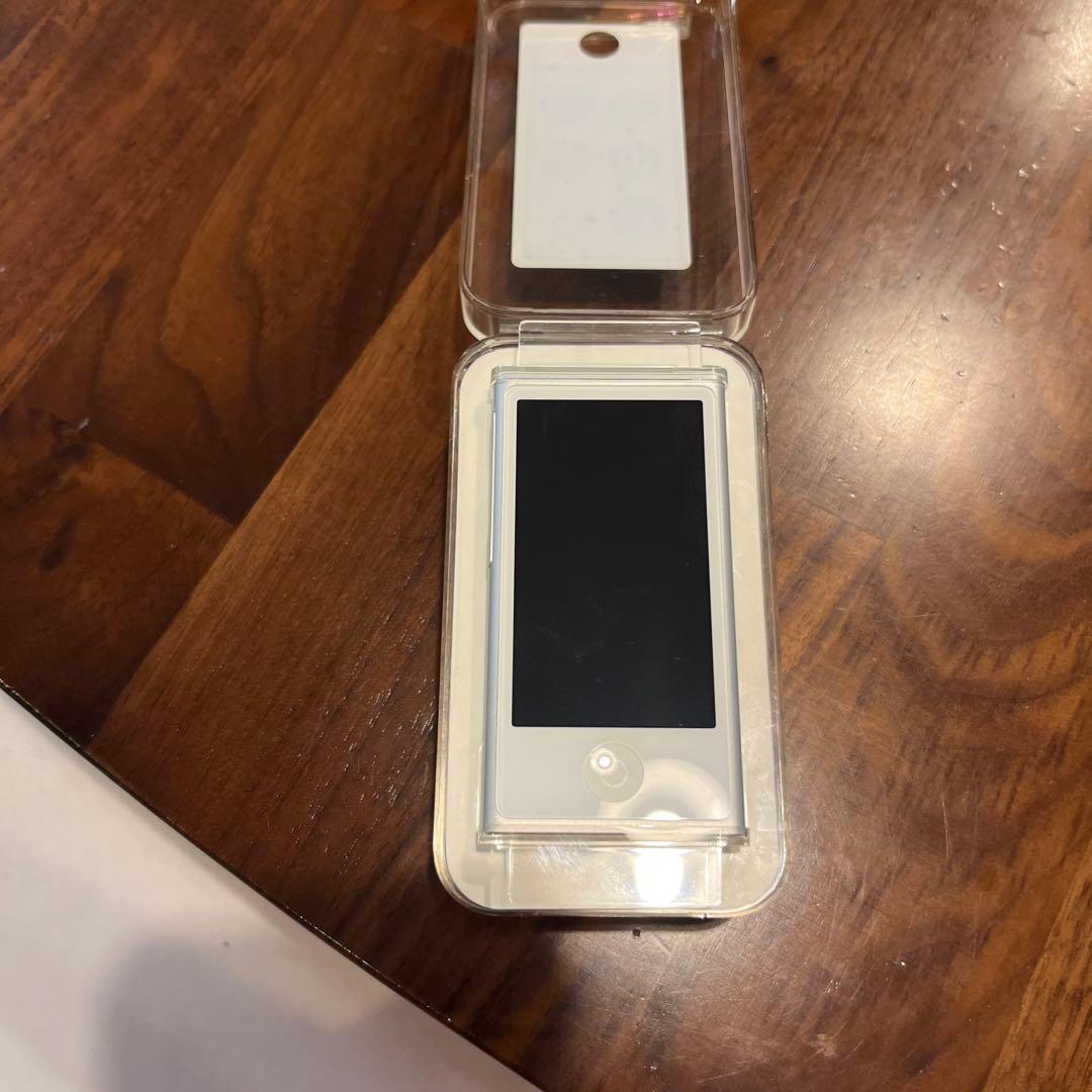 Apple iPod nano 第7世代 シルバー ⭐︎外箱付 16G