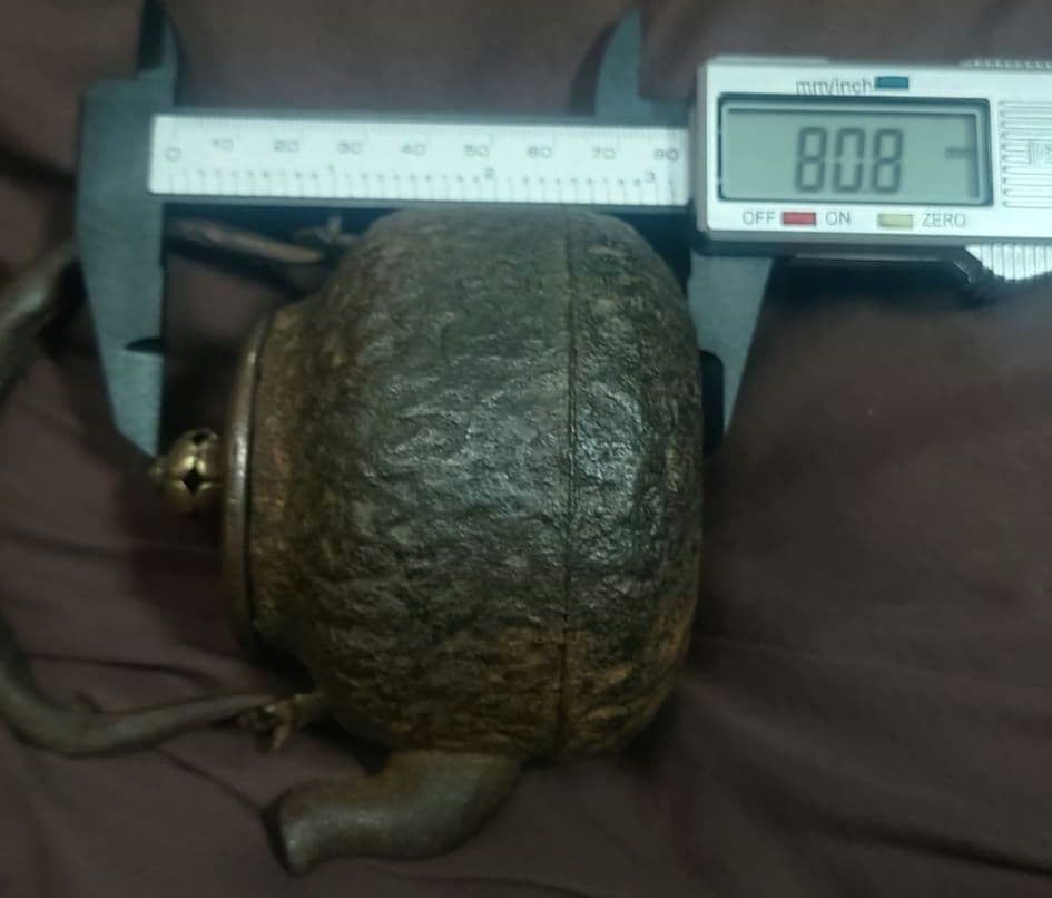 龍文堂作　岩肌　鉄瓶　茶器、小振り　レア物　骨董鉄器