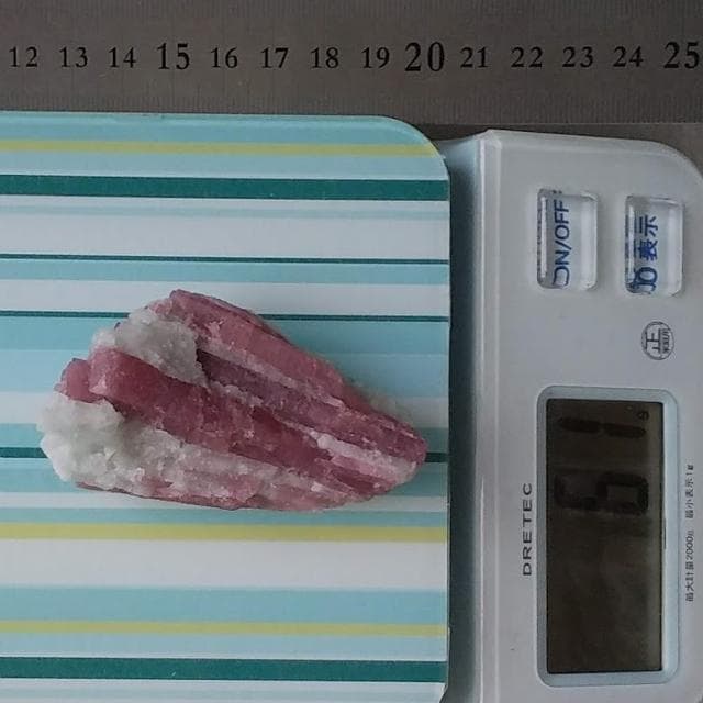 61g　いちごみるくマリン　ピンクトルマリン　鉱物標本　トルマリン