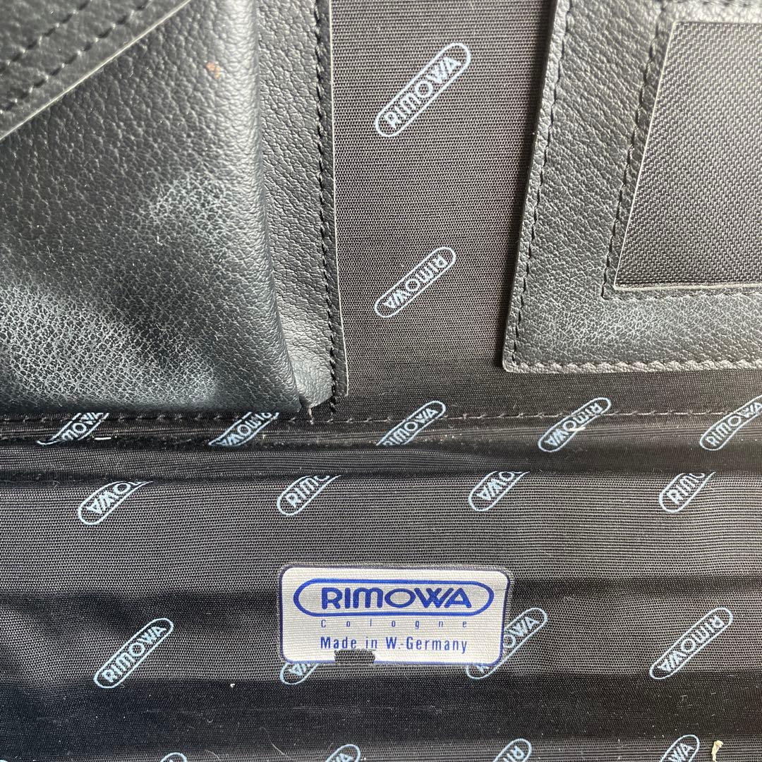 RIMOWA シルバー アタッシュケース