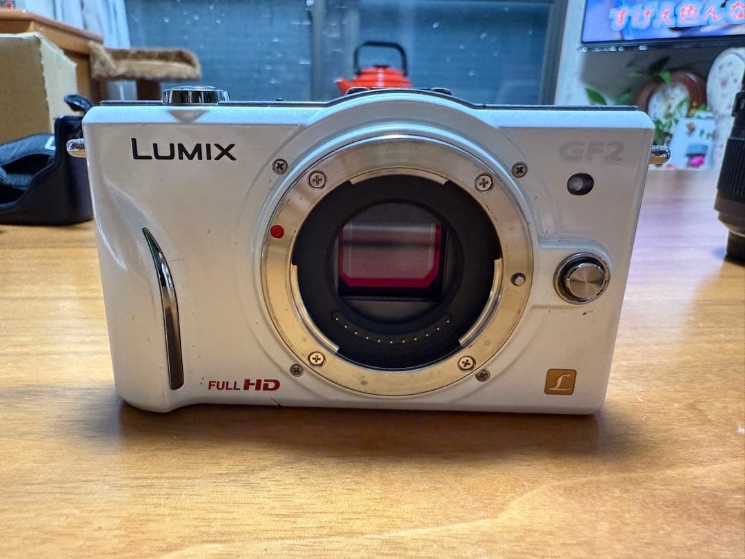 LUMIX ミラーレス一眼カメラ ホワイト DMC-GF2