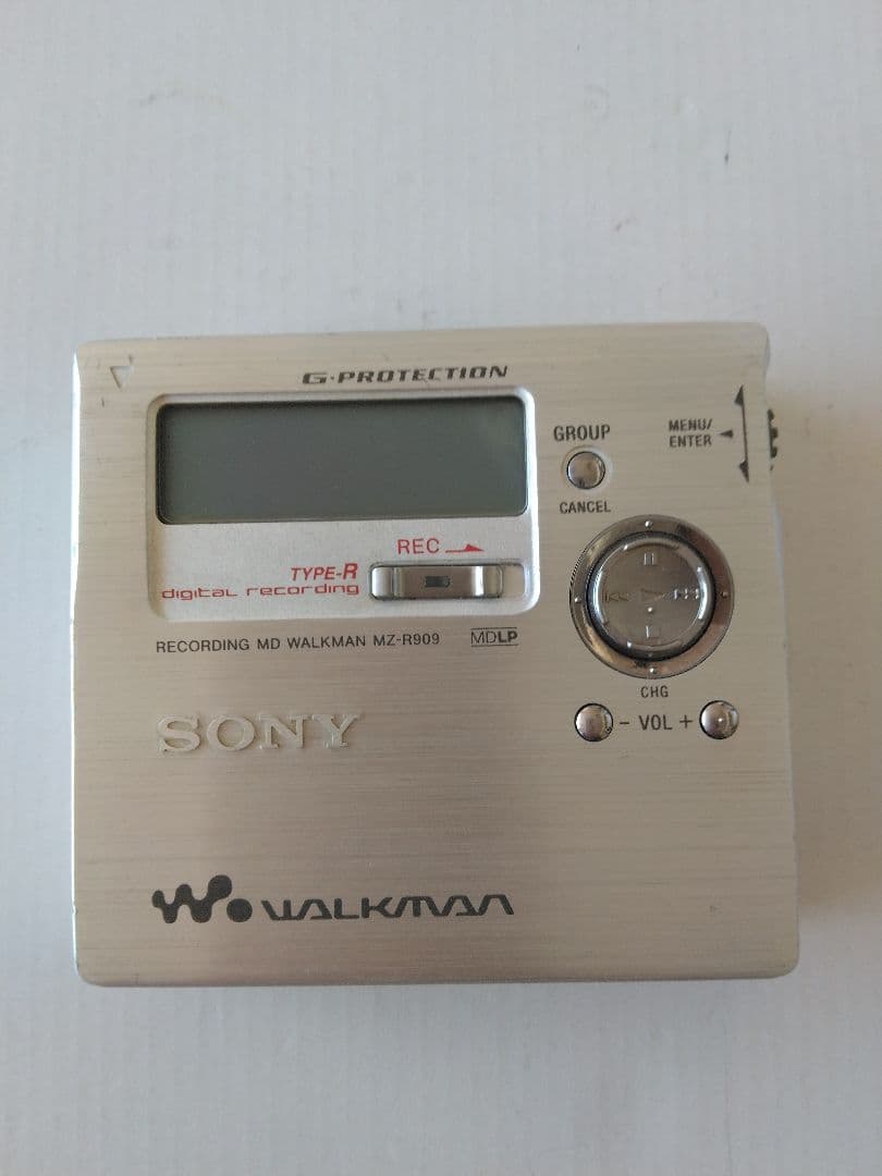 ◆◇ソニー SONY MDウォークマンMZ-R909 動作品◆◇