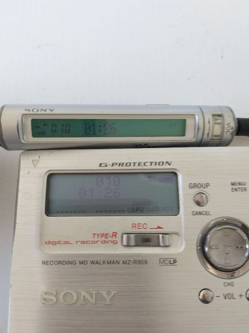 ◆◇ソニー SONY MDウォークマンMZ-R909 動作品◆◇