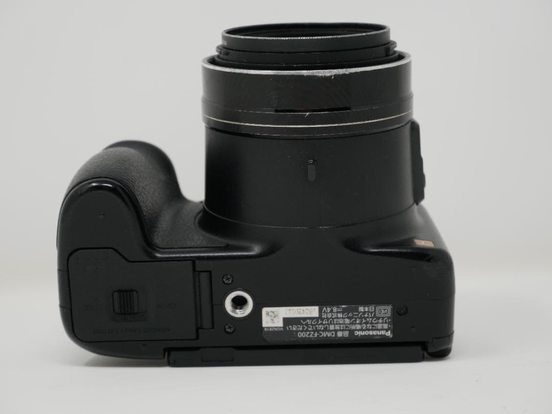Panasonic FZ200 デジタルカメラ 本体