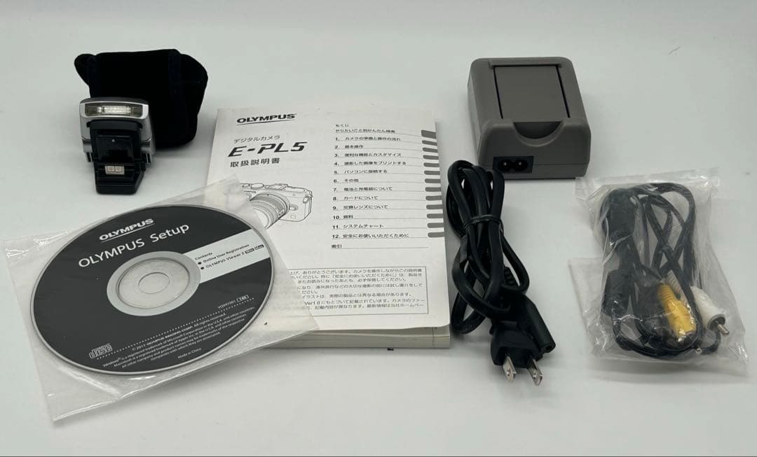 ジャンク　OLYMPUS E-PL5 ダブルズームキット　ミラーレス一眼カメラ