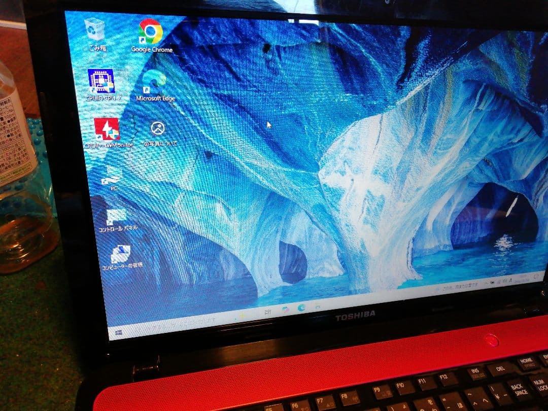 TOSHIBA 15.6インチ　T552 i5 8GB 128GBSSD