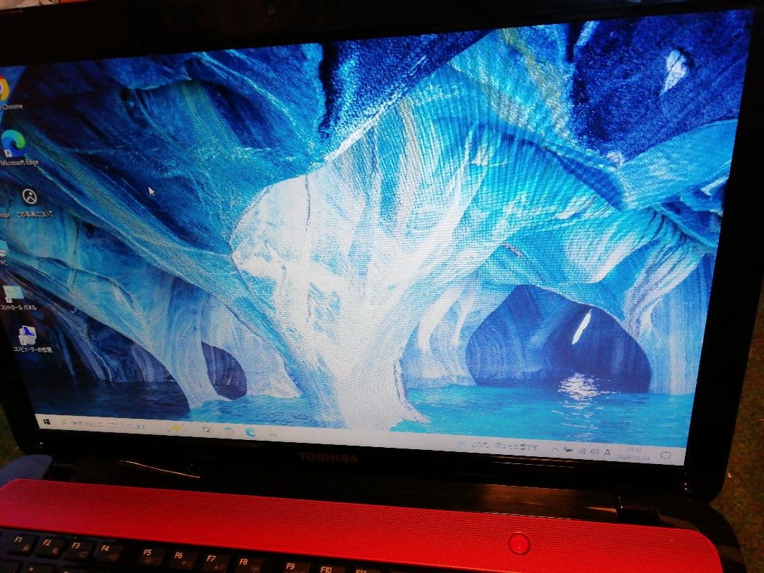 TOSHIBA 15.6インチ　T552 i5 8GB 128GBSSD
