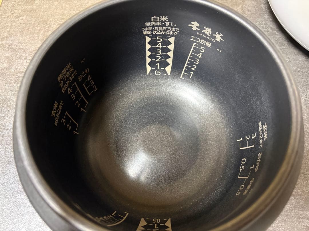三菱電機 IH圧力炊飯器 1.0L (5.5合炊き) 型番：NJ-AW107-W