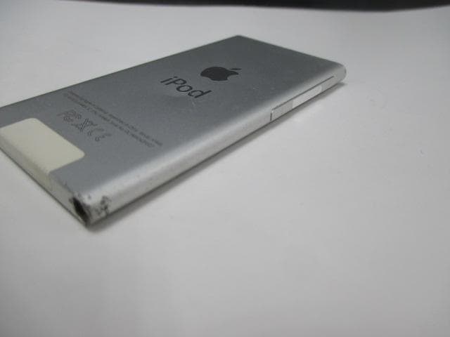 送料無料　Apple iPod nano 第7世代 A1446