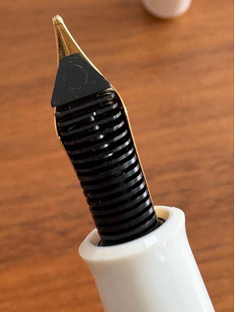 ペリカン万年筆 特別生産品 ワールドフェスティバル　チェリーブロッサム