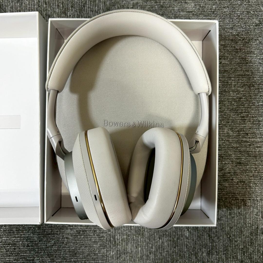 Bowers & Wilkins ワイヤレスヘッドホン