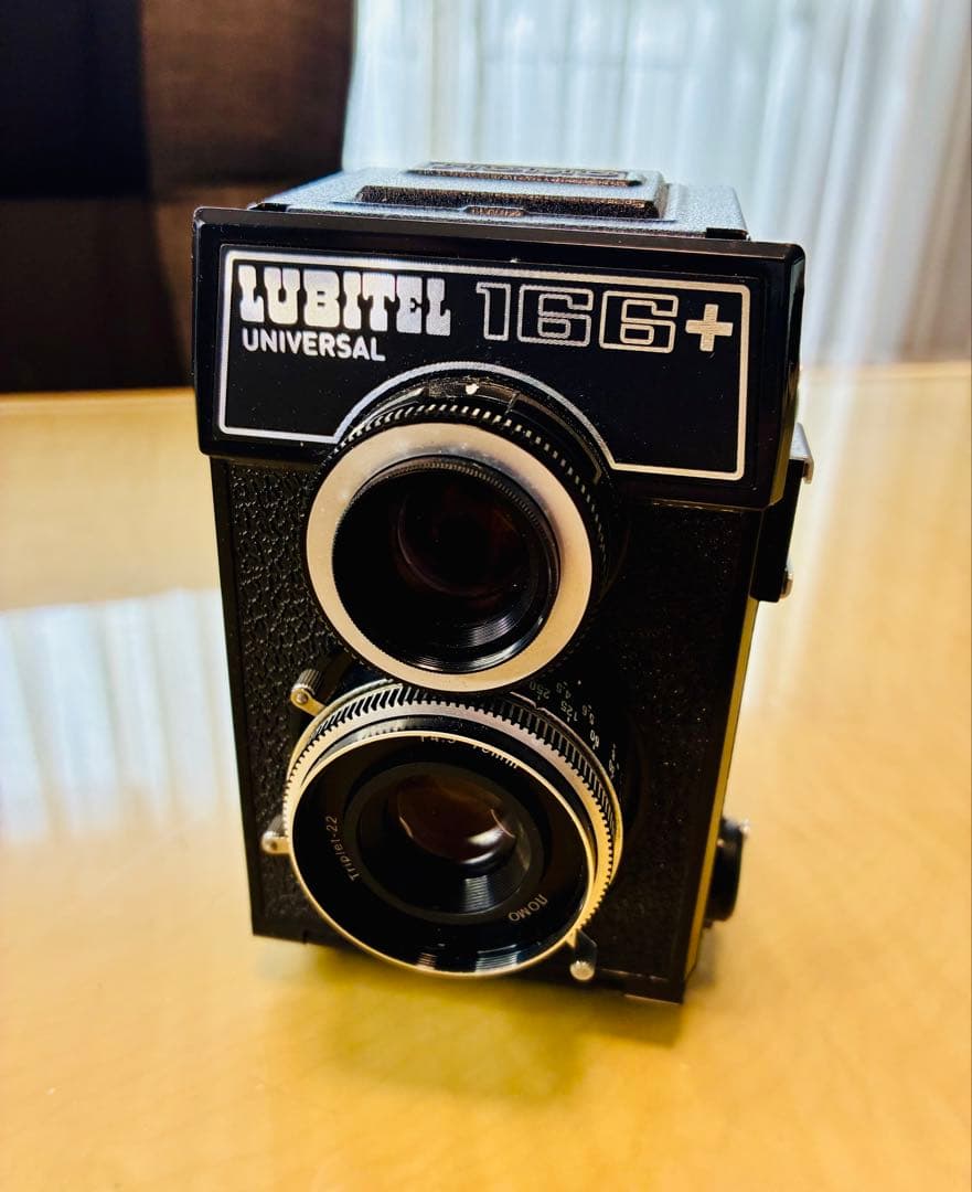 ❤️レア商品 LOMOGRAPHY LUBITEL 166+ 二眼レフカメラ