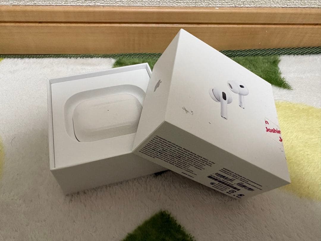 早い者勝ち‼️正規品AirPods Pro 第二世代　激安‼️