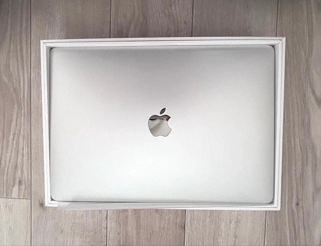 MacBook Air M1 512GB 8GB 画面割れあり 箱付 動作良好