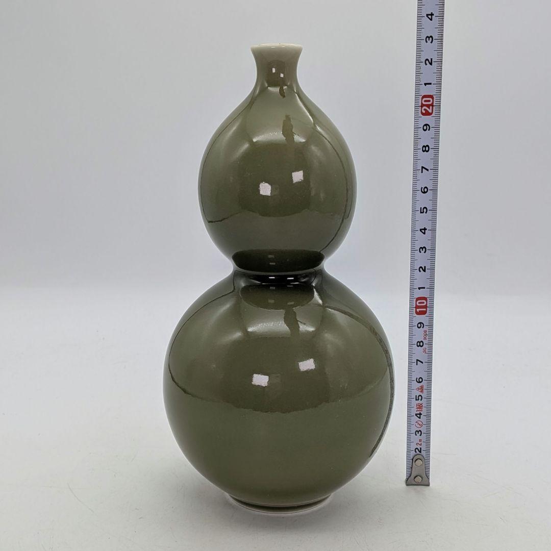 貞松善次 天竜寺青磁壷 共箱 壺 つぼ 瓢箪型 ひょうたん 一輪挿し 花器 置物
