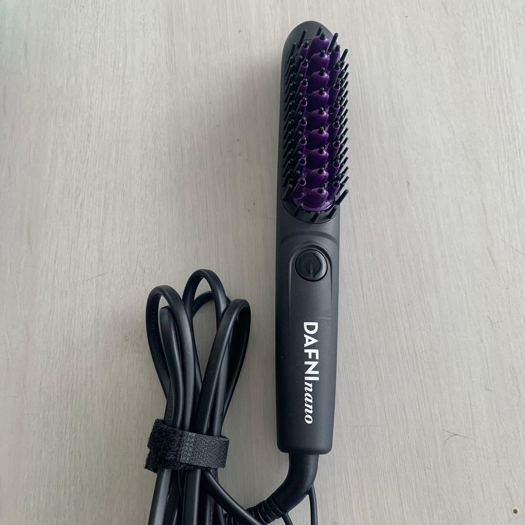 美品 ブラシ型ヘアアイロン ダフニ ナノ DH1.6N