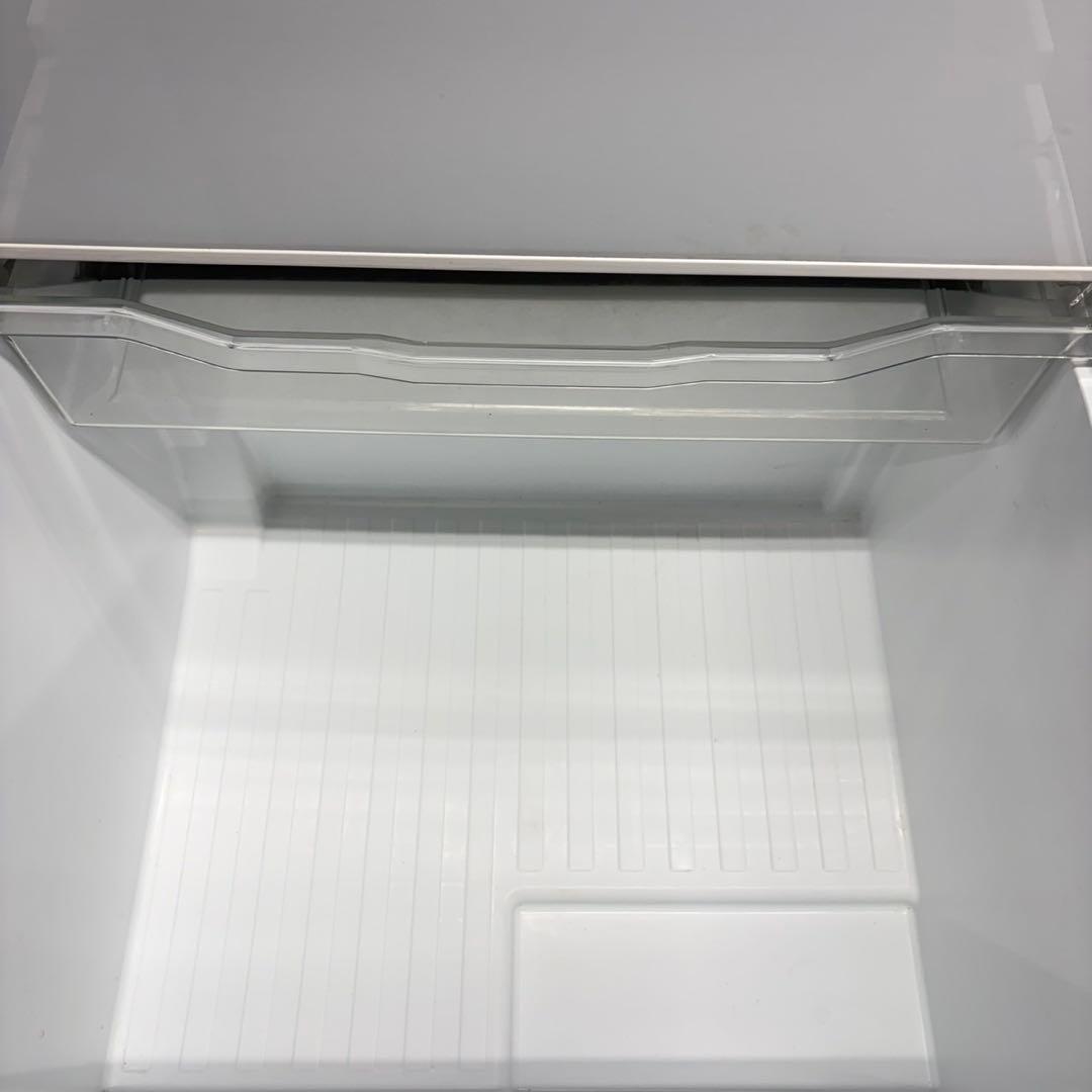 810 TOSHIBA1〜4人暮らし用！大型冷蔵庫　363L 小型　自動製氷