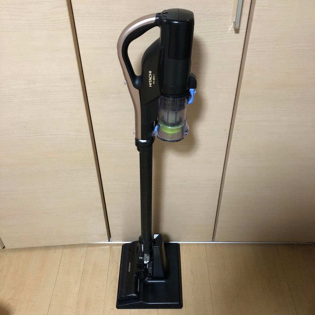 HITACHI ワイヤレス掃除機　スティッククリーナー PV-BFL1