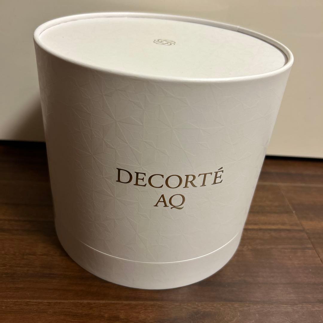 新品未開封　コスメデコルテ　ＡＱ　ラディアンスコフレ Ⅱ クリスマスコフレ