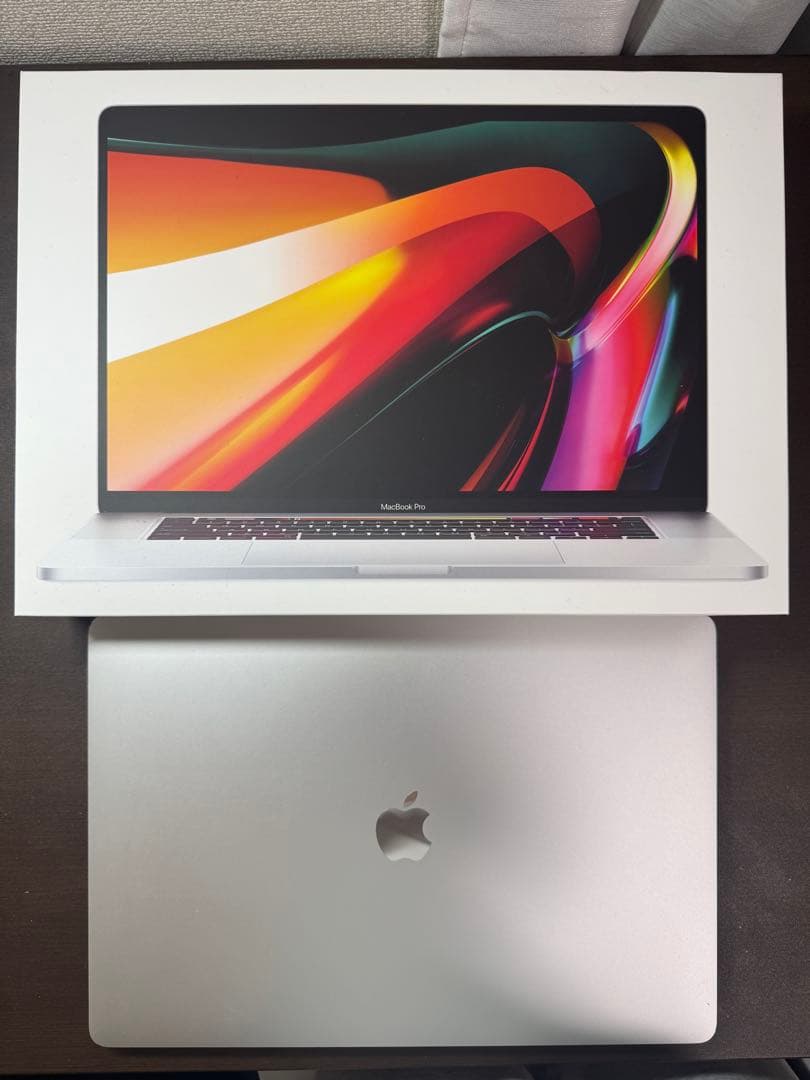 MacBook本体 MacBook Pro 2019 16inch 1TB core i7