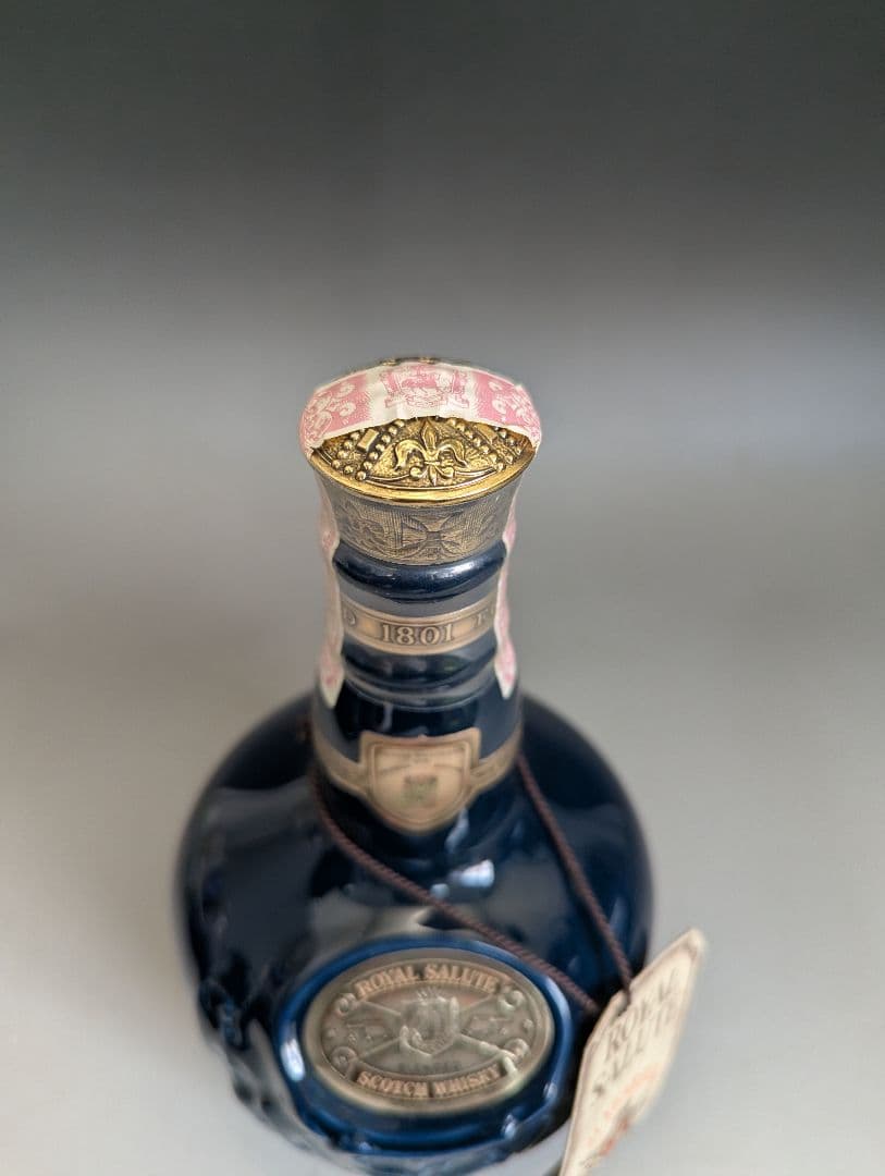 ドンちゃん　 Salute Scotch Wisky 21年