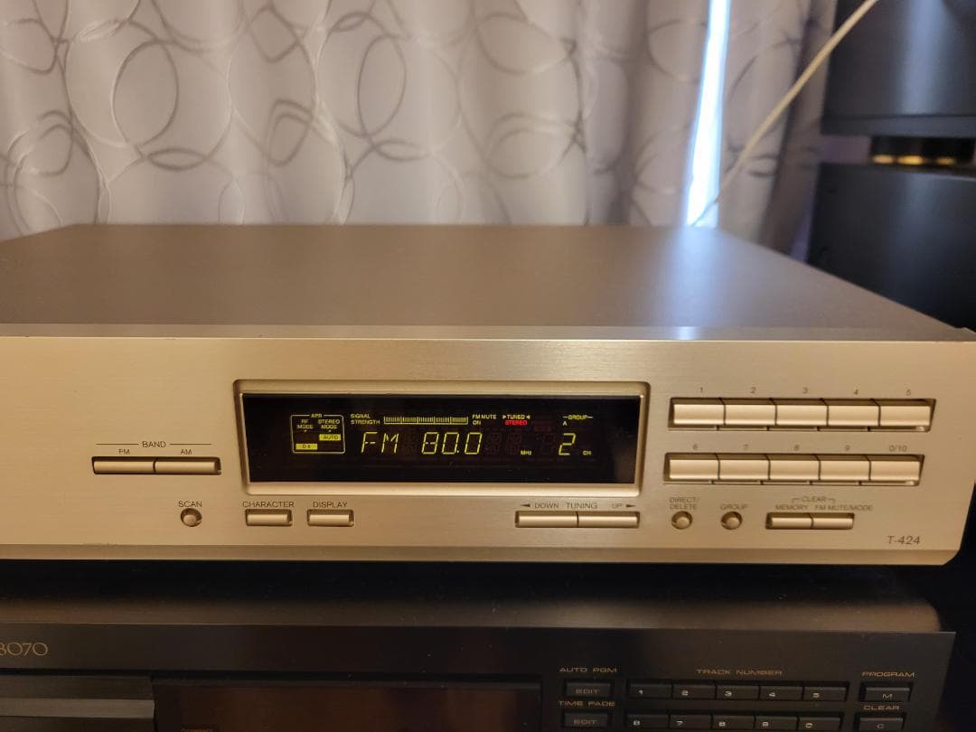 ONKYO　オンキヨー　T-424　FM/AMチューナー