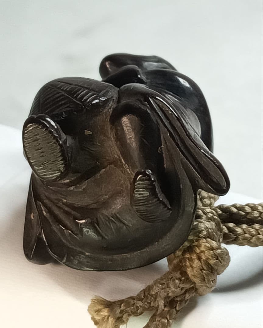 金蒔絵 印籠 「鹿の図」柘植彫 根付 「旅人」珊瑚 織締