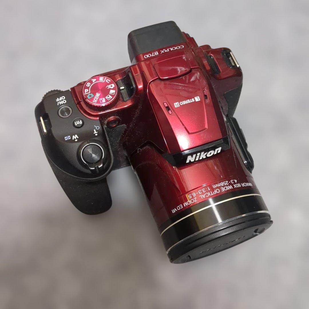 Nikon COOLPIX B700 赤