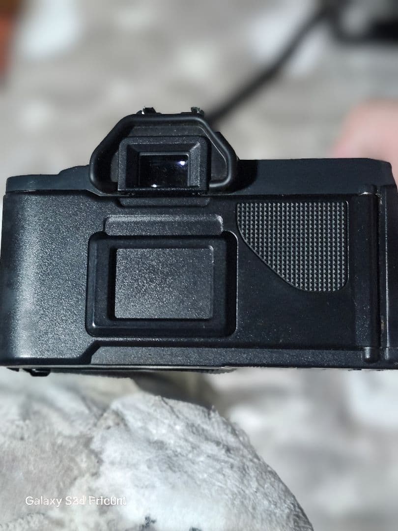 Canon T70 一眼レフフィルムカメラとSunpakフラッシュ望遠レンズ2