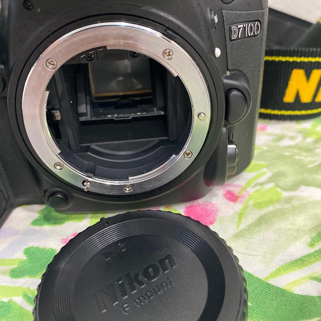 Nikon D7100 18-105 VR Kit 本体
