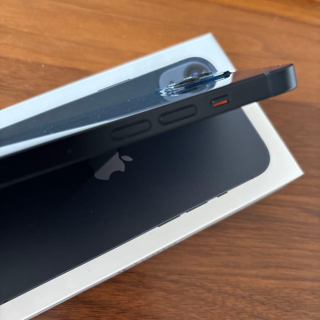 iPhone13 SIMフリー　128GB ブラック　付属品&おまけあり