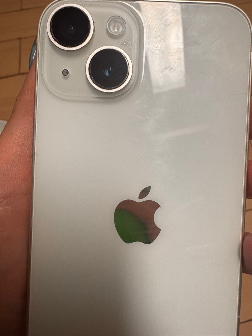 Apple iPhone 14 スターライト　ホワイト　 本体
