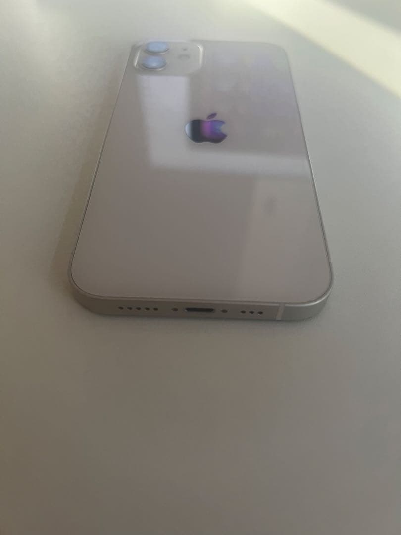 iPhone 12 64GB ホワイト SIMフリー