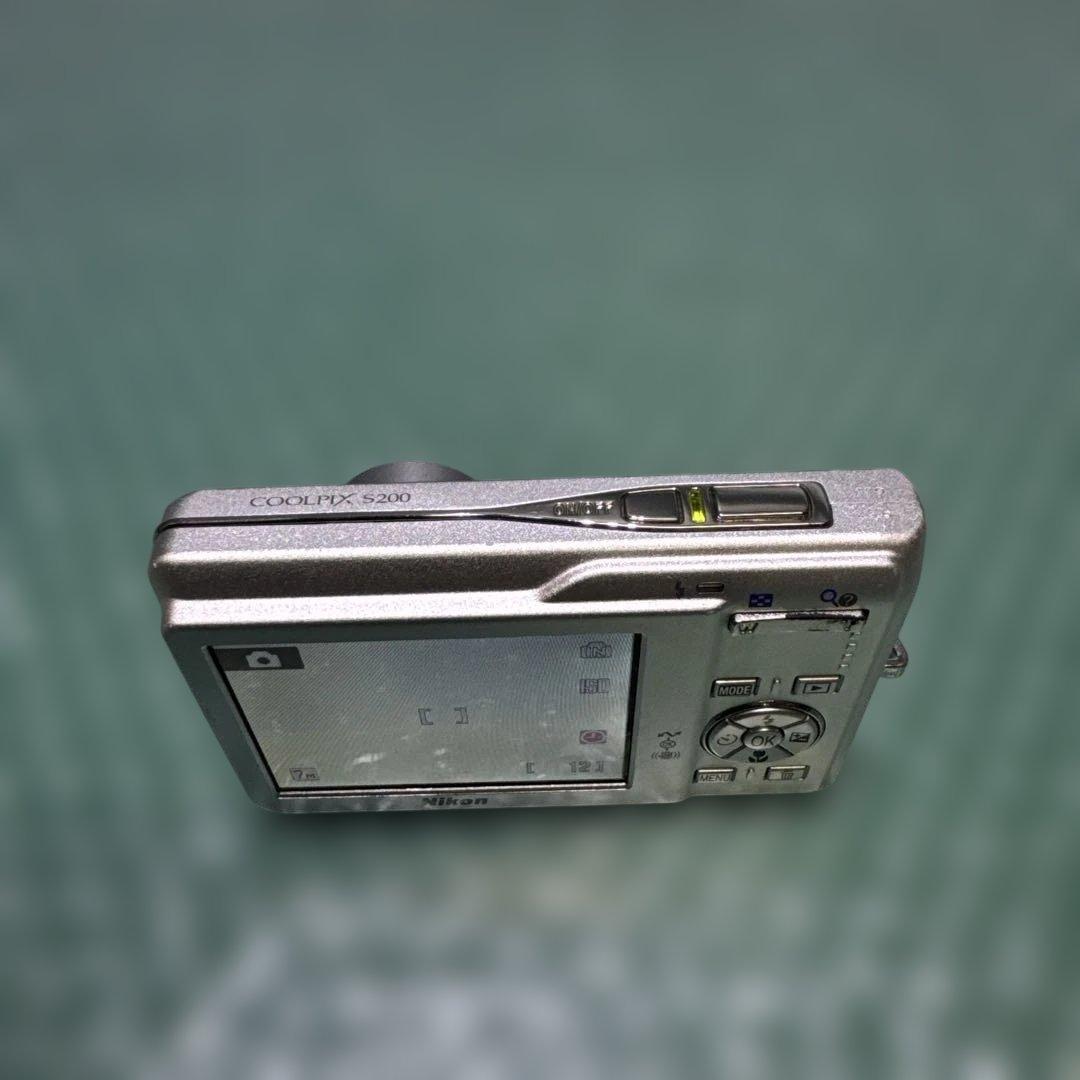 Nikon COOLPIX S200 コンパクトデジタルカメラ