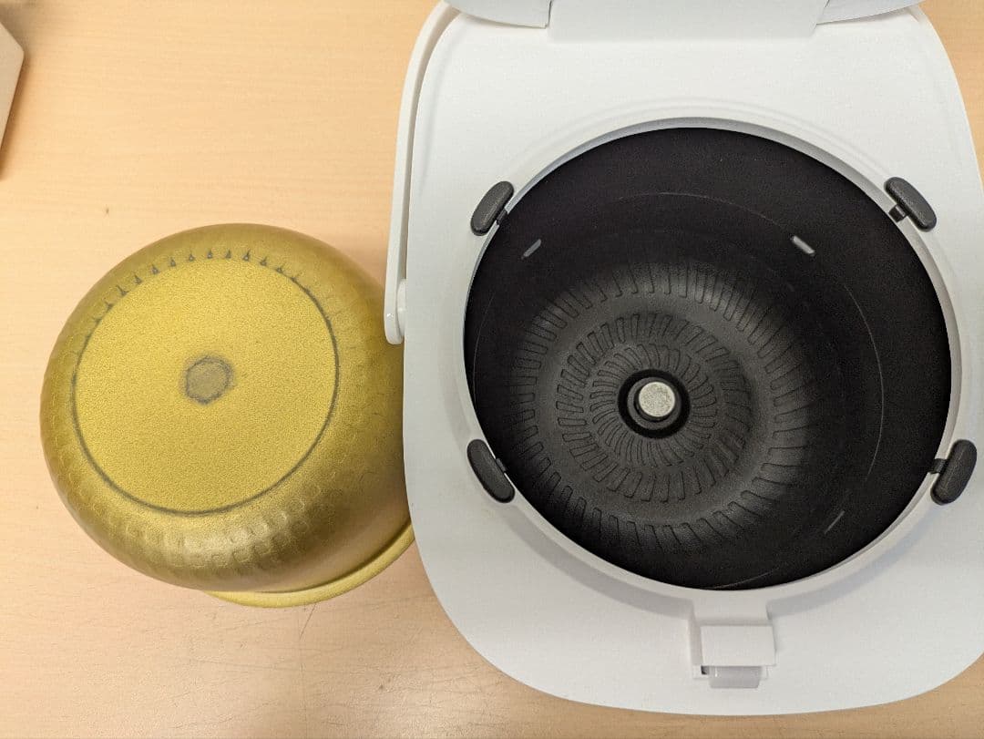 m030604ka TOSHIBA 炊飯器3合 0.54L RC-5E2X