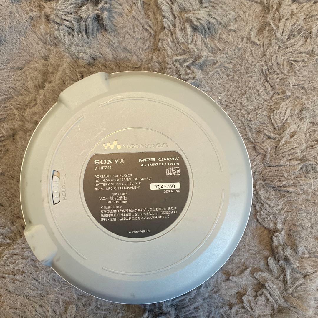 SONY D-NE241 ポータブルCDプレーヤー