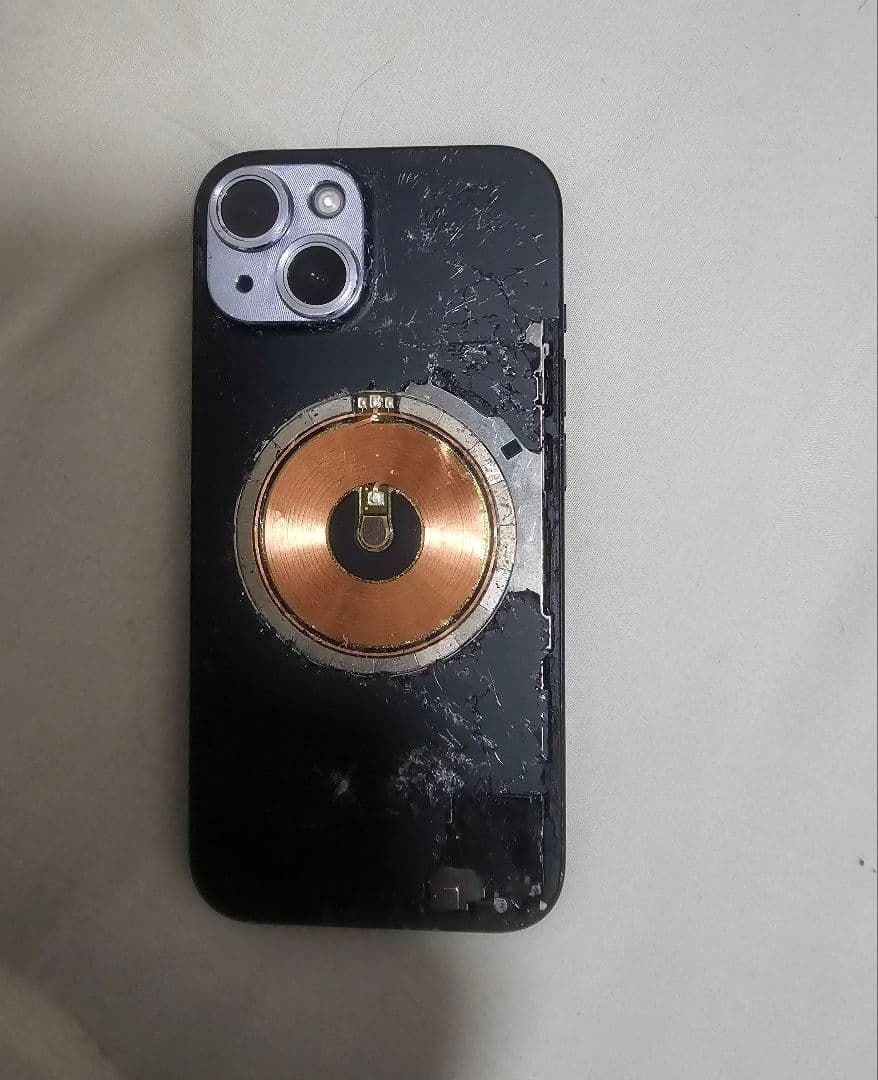Apple iPhone 15 ブラック