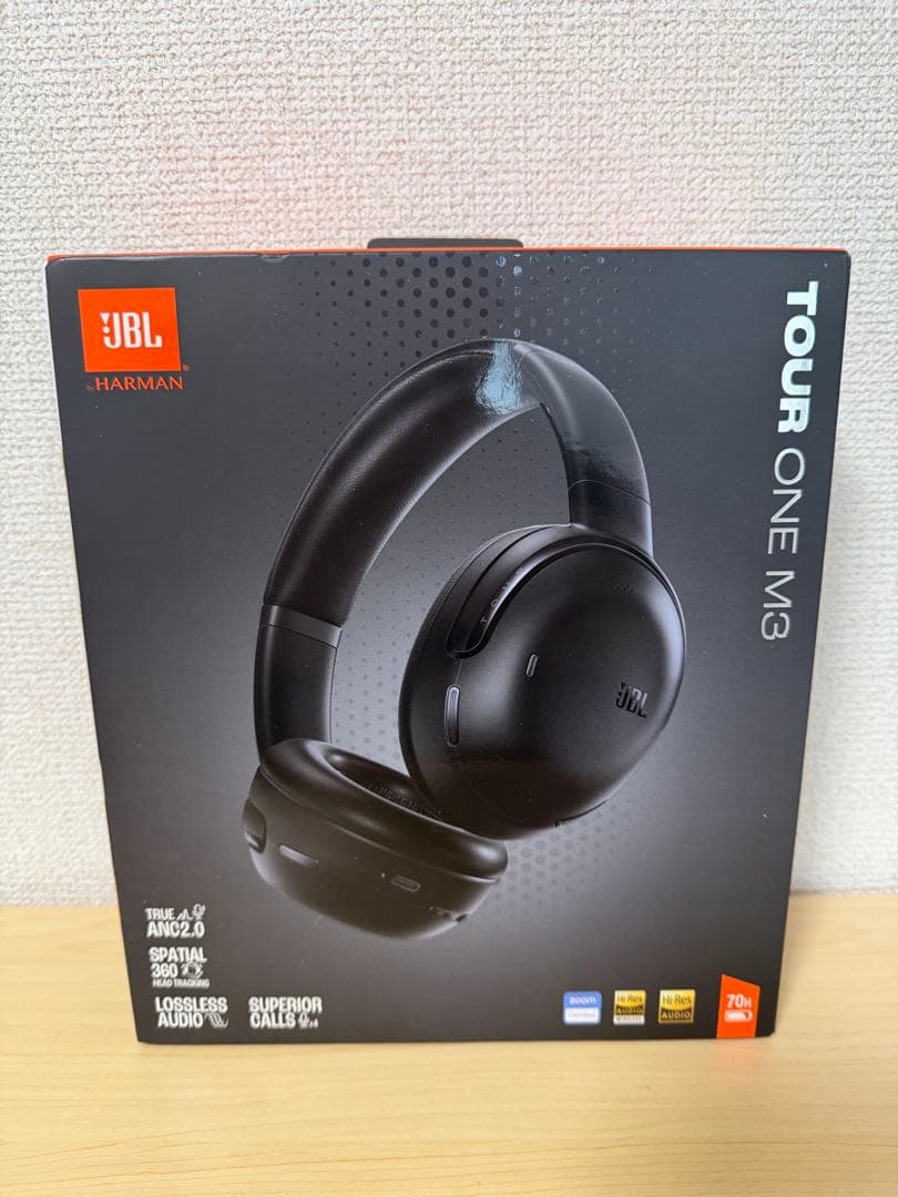 【極美品】JBL Tour One M3 ワイヤレスヘッドホン黒＊お値下げ不可❌