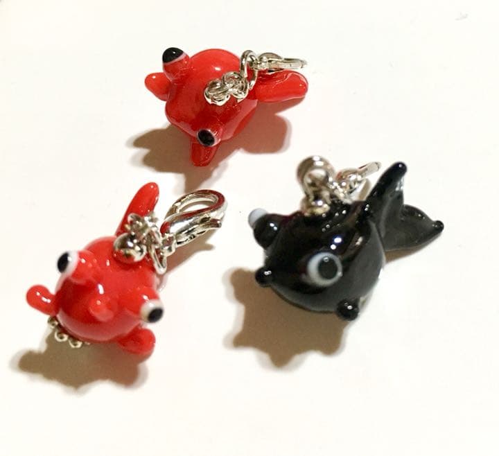 専用☆とんぼ玉☆出目ちゃん♪チャーム☆金魚