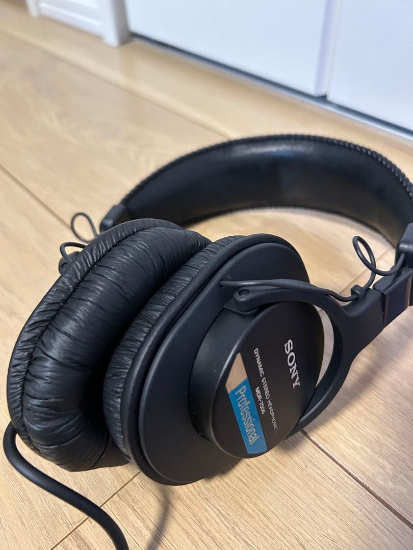 美品 SONY MDR-7506 スタジオモニターヘッドフォン