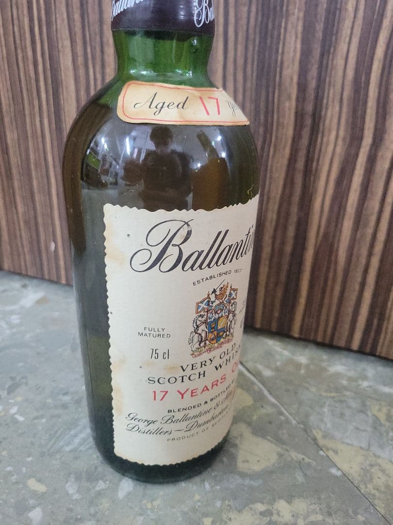 【未開封】 Ballantine's 17 Years スコッチウイスキー