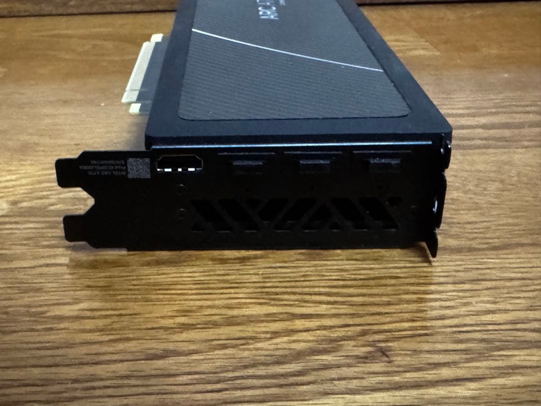 Intel ARC A770 16GB グラフィックボード 本体