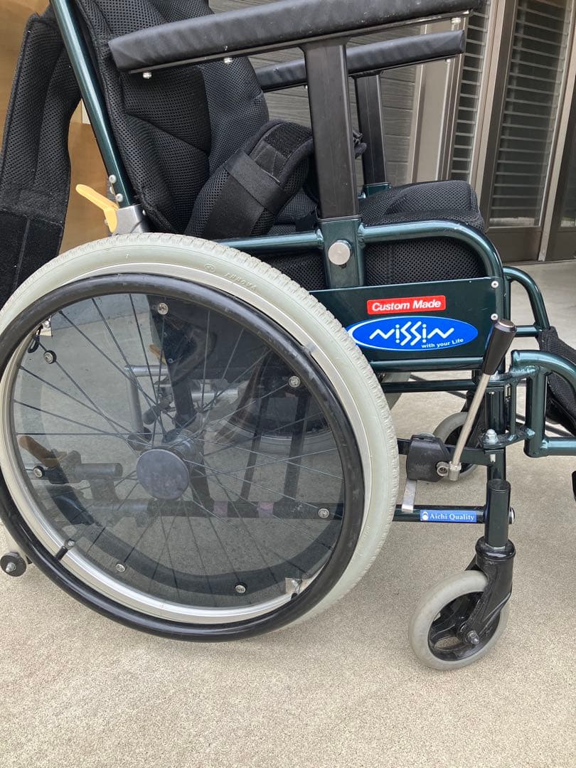 車椅子　子供用　テーブル付